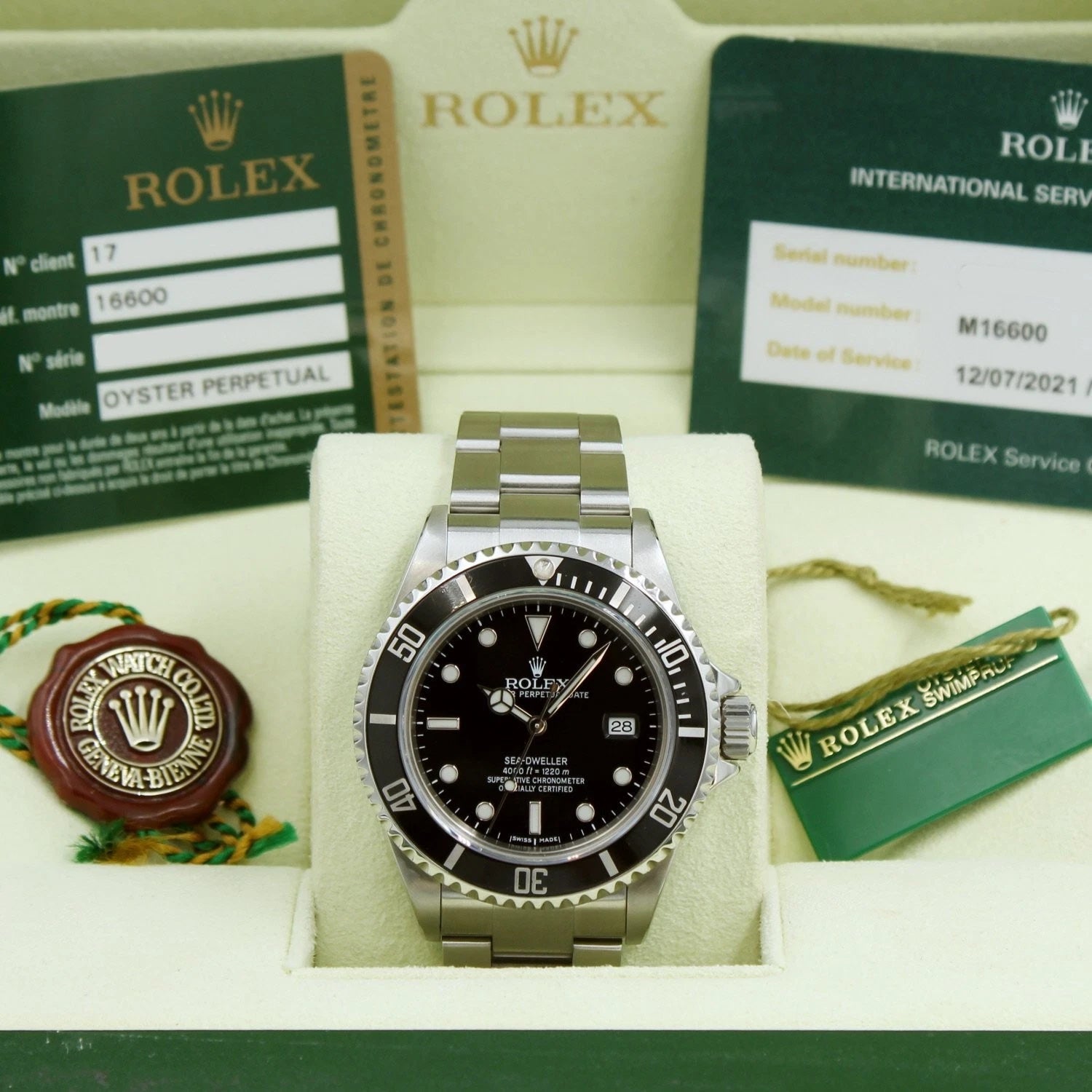 Rolex Sea Dweller 16600 40 mm Black Dial Stainless Steel 2008 Box & Papers