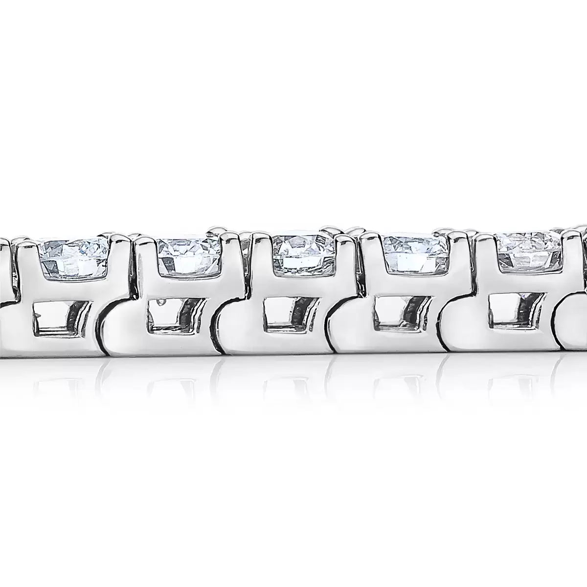 3.00ctw Round Brilliant Cut Diamond Tennis Bracelet, 18ct White Gold