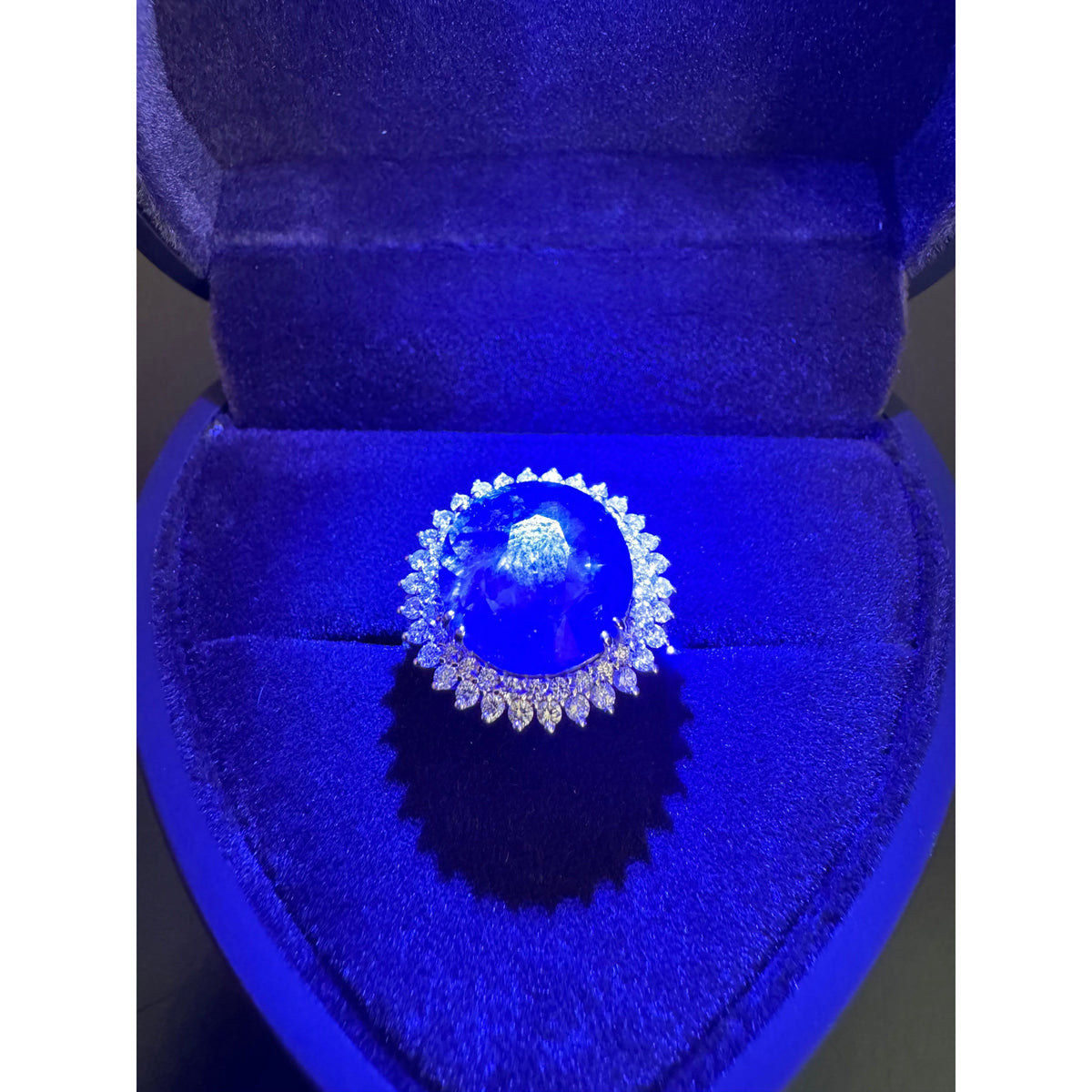 Blue 10 Carat Sapphire & Diamond Ring 18k White Gold