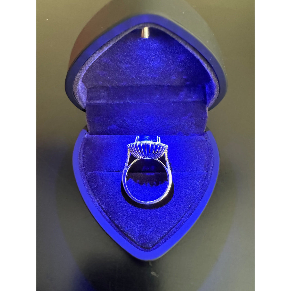 Blue 10 Carat Sapphire & Diamond Ring 18k White Gold