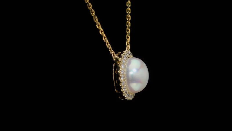 8-9mm Cultured Freshwater White Button Pearl & 0.16ctw Diamond Halo Pendant 14ct Yellow Gold